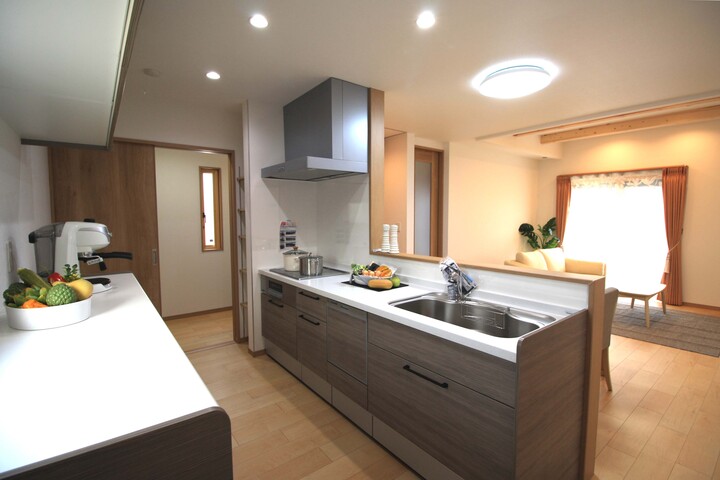 生活感を感じさせないインテリアのようなキッチン キッチン 施工例ギャラリー ケイアイプレストは新築一戸建 土地販売の不動産会社 ケイアイスター不動産グループ