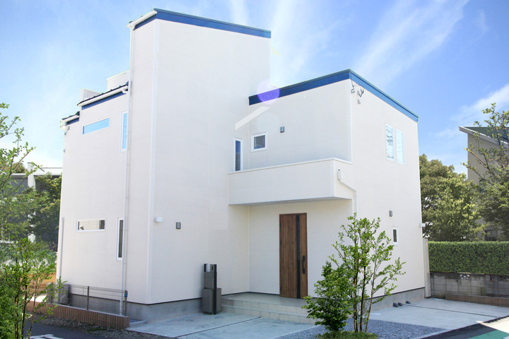 白 木が温かいナチュラルな外観 外観 施工例ギャラリー さいたま市 加須市 久喜市 上尾市の新築一戸建 土地分譲 リフォームならケイアイプレスト 売主 白 木が温かいナチュラルな外観 外観 施工例ギャラリー さいたま市 加須市 久喜市 上尾市の新築一戸建 土地分譲 リフォームならケイアイプレスト 売主